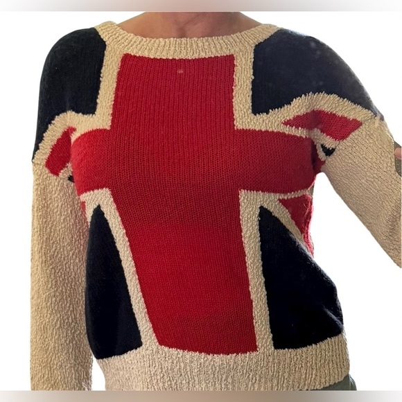 Forever 21 Sweaters - Forever 21 United Kingdom flag knit pullover crew neck sweater size extra small
